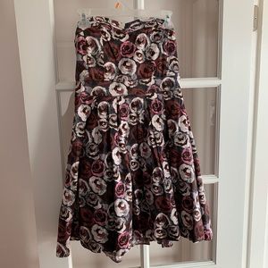 Strapless structured dress